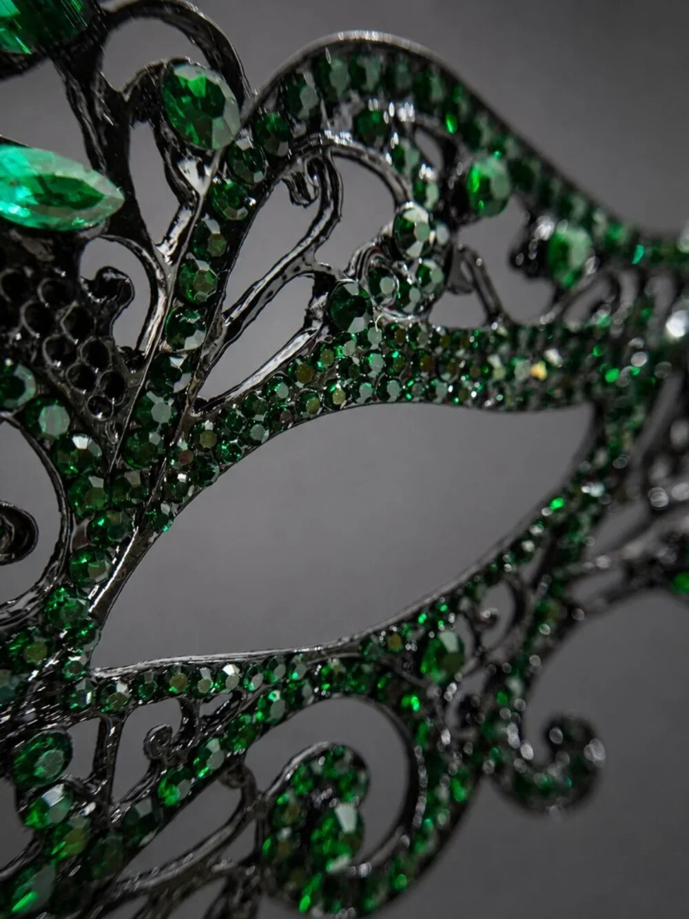 Men’s Green Masquerade Mask, Black Emerald Venetian Mask, Gothic Mardi Gras Mask